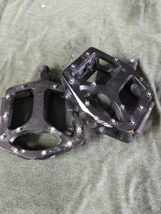 Pedały platformowe vp