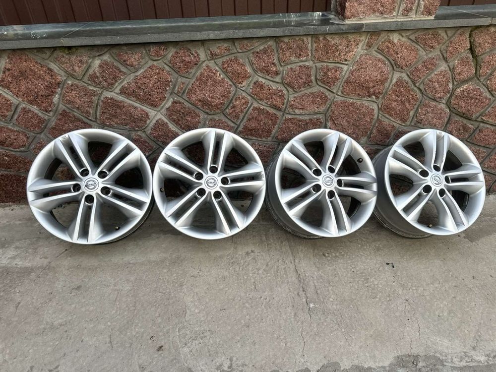 Диски Nissan Qashqai R17 оригінал