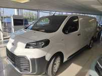 Toyota Proace  Toyota Proace 2.0 144KM 6MT Long Active 3osobowy od ręki