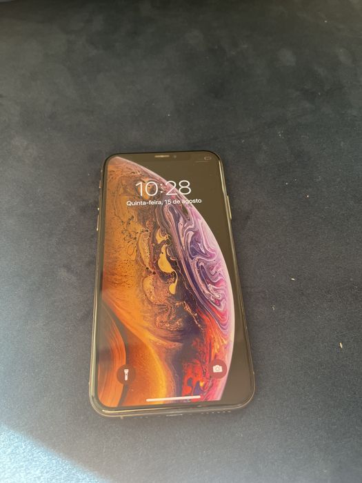 Iphone XS dourado