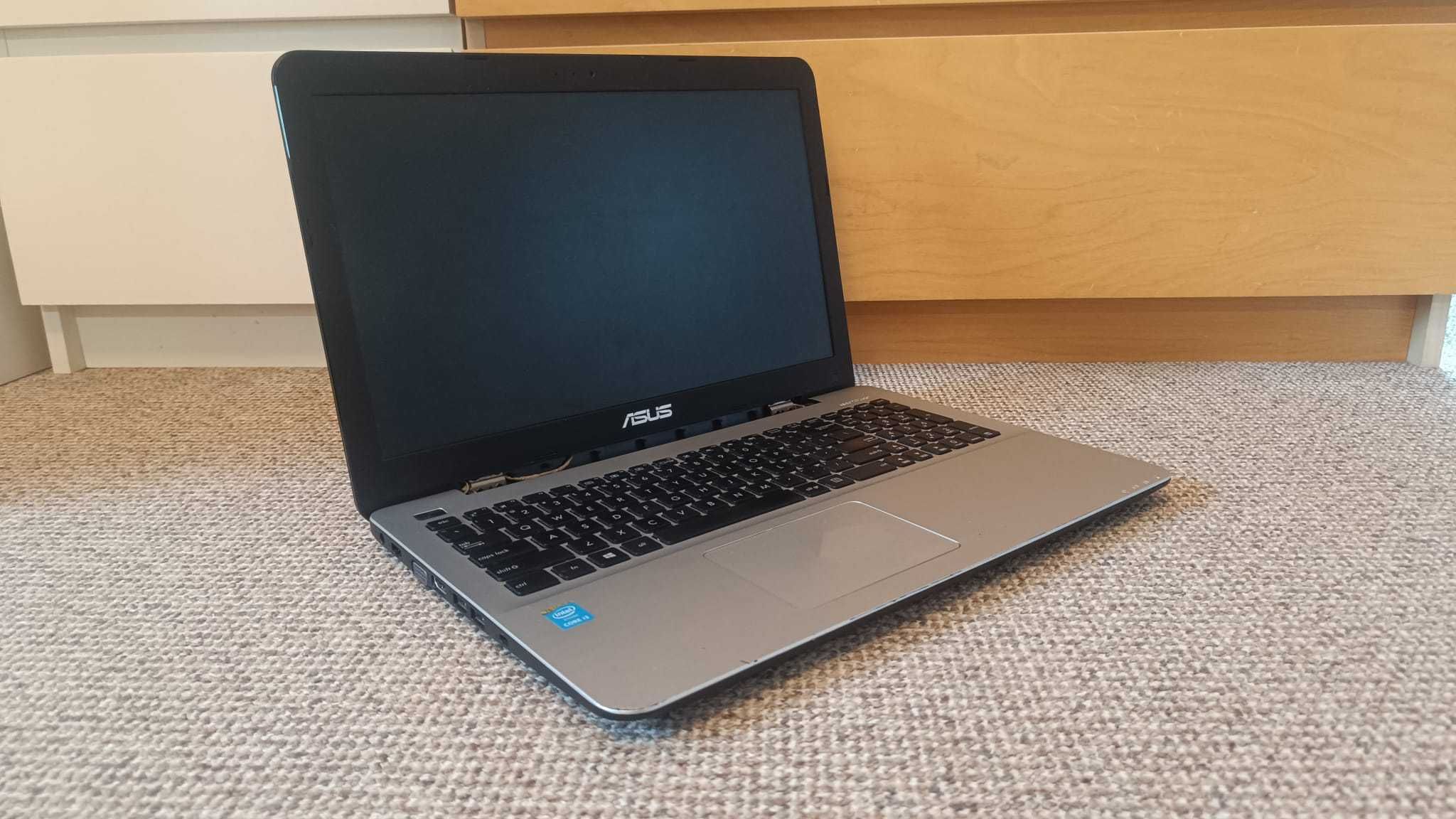 Laptop Asus R556l