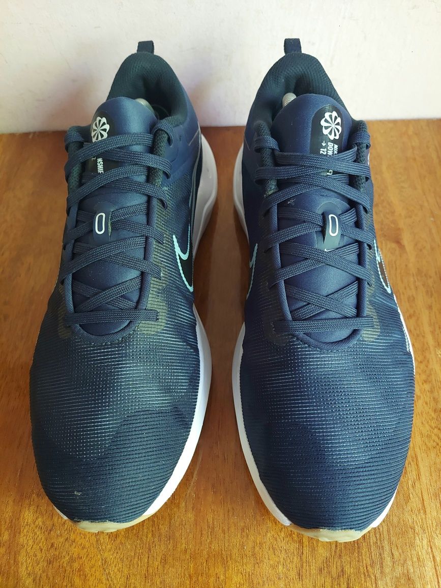 Кросовки бігові Nike DOWNSHIFTER 12
 оригінал 

Розмір по бірці:
 Us 1