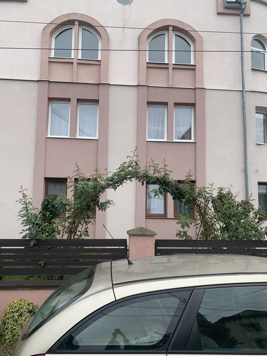 Продається квартира в котеджному будинку