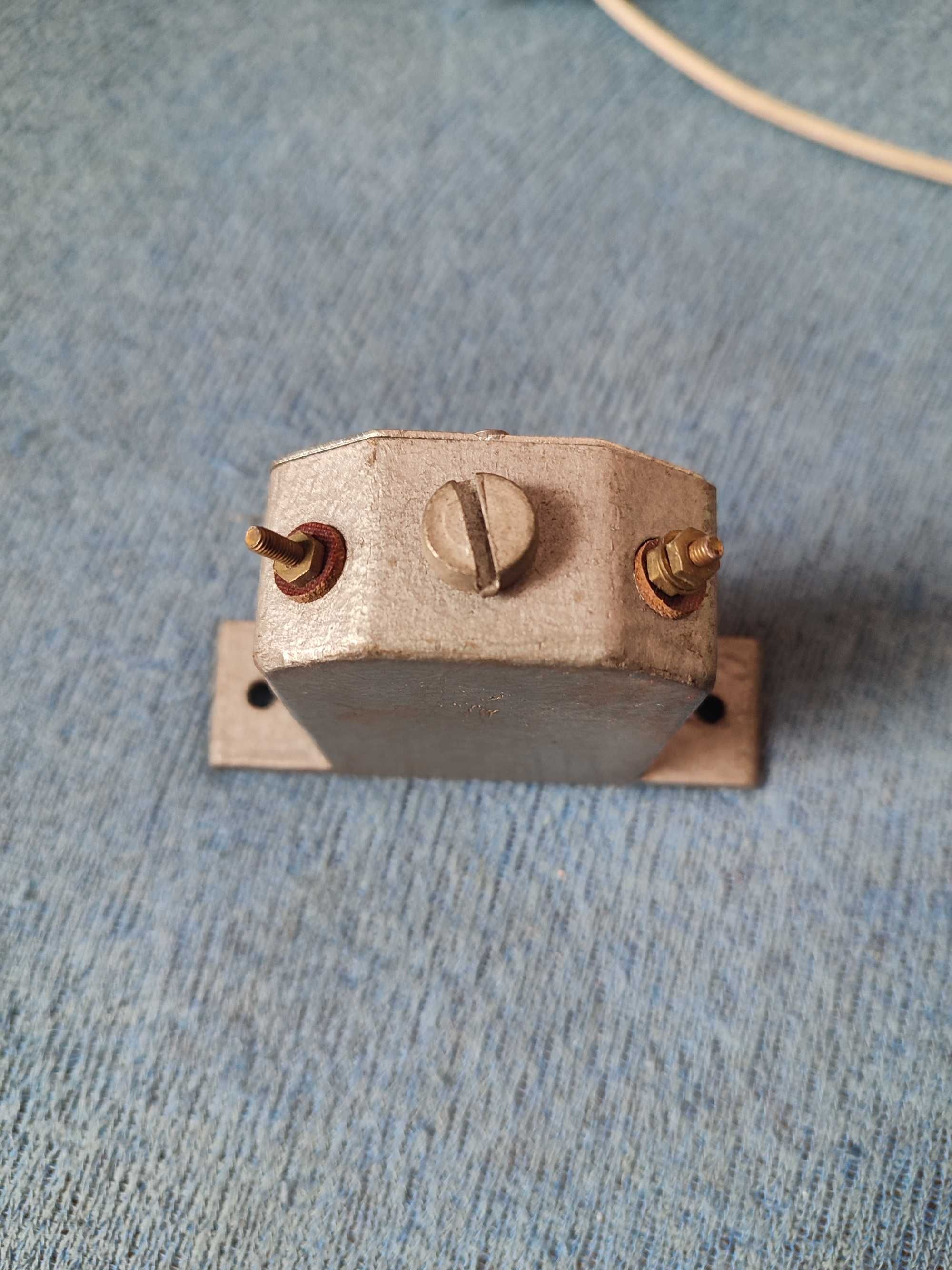 Zaczep elektromagnetyczny 12 Volt Zewb metalplast - Poznań