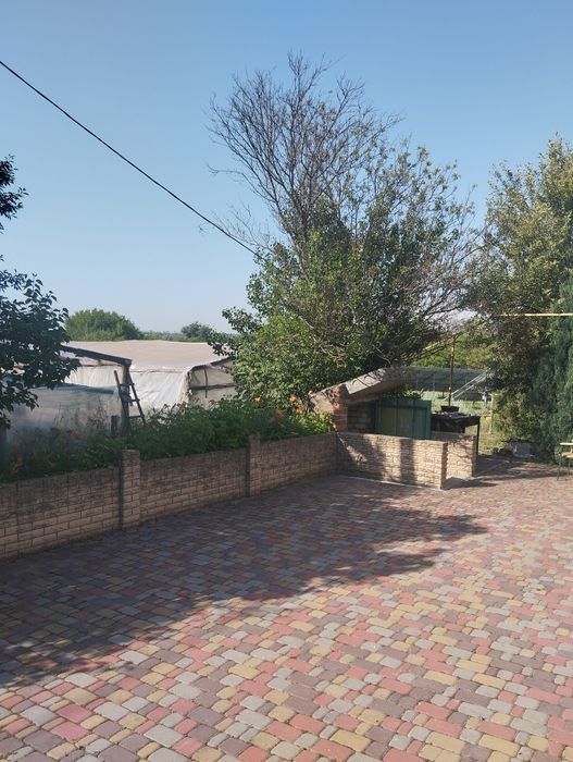 Продам 2 поверховий будинок Нововодолазький район  з Евроремонтом