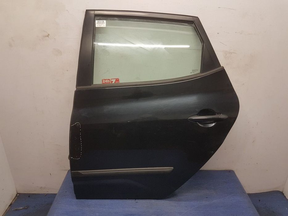KIA VENGA DRZWI TYŁ LEWE 9F