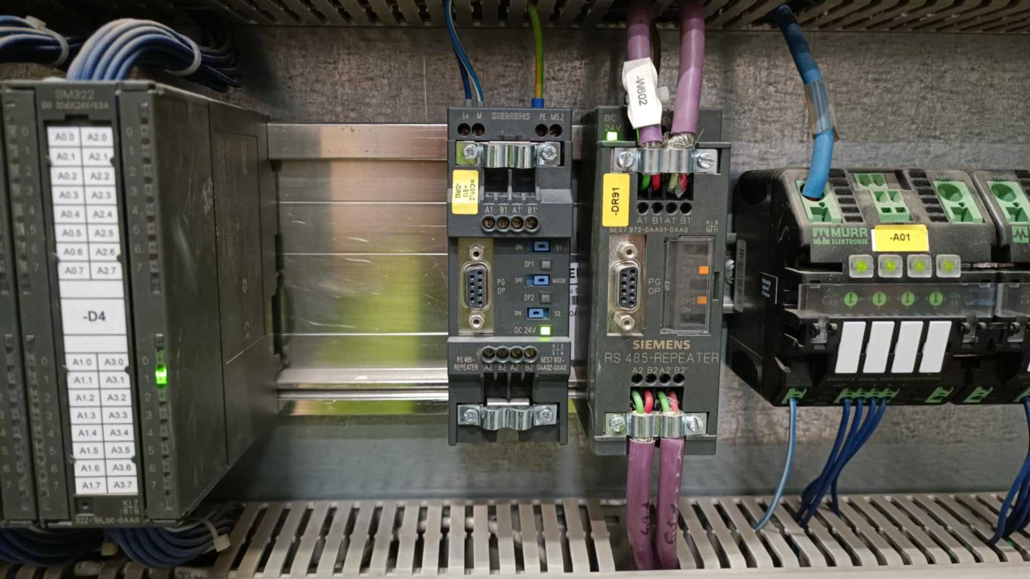 Siemens S7-300 i inne komponenty automatyki