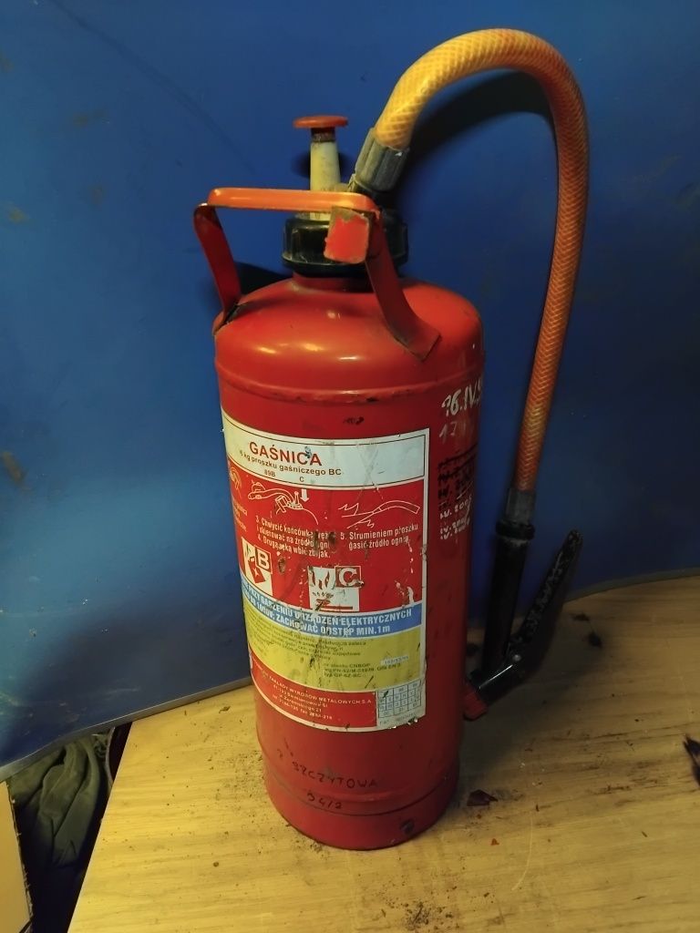 Pusta gaśnica proszkowa BC 6kg