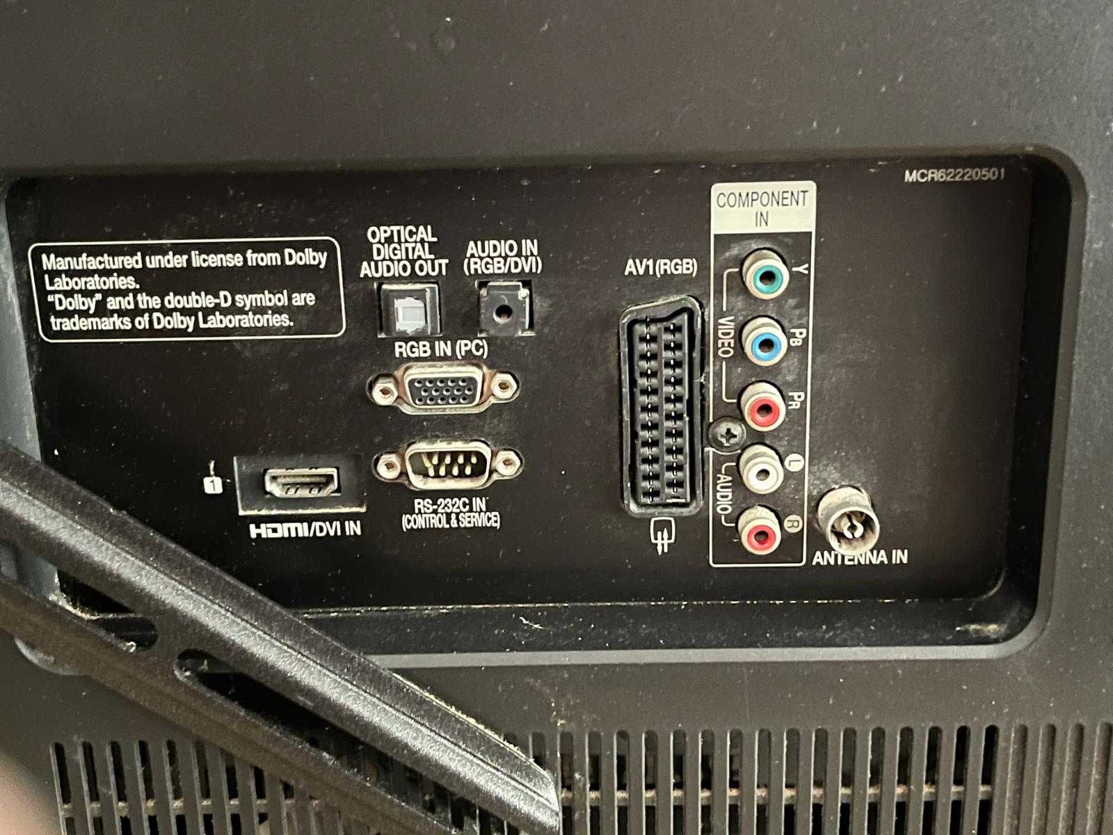 Televisão LG 37" de parede