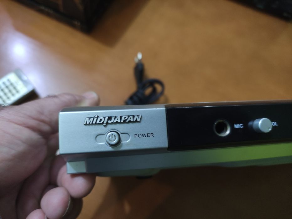 Vendo leitor de DVD / CD