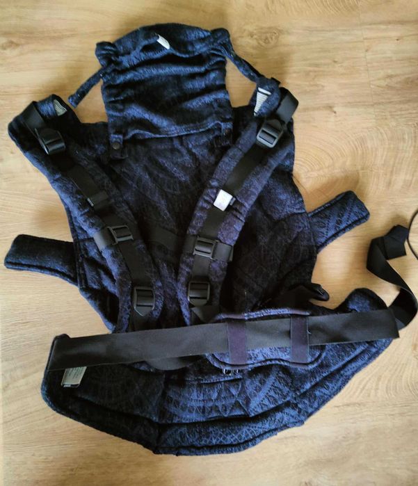 Nosidełko LennyLamb LennyHybrid Half Buckle – stan bardzo dobry