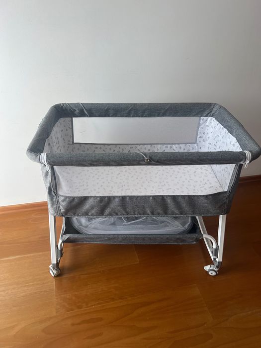 Berço para bebé.