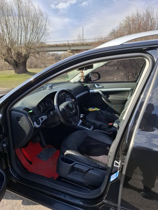 Продам . Терміново.