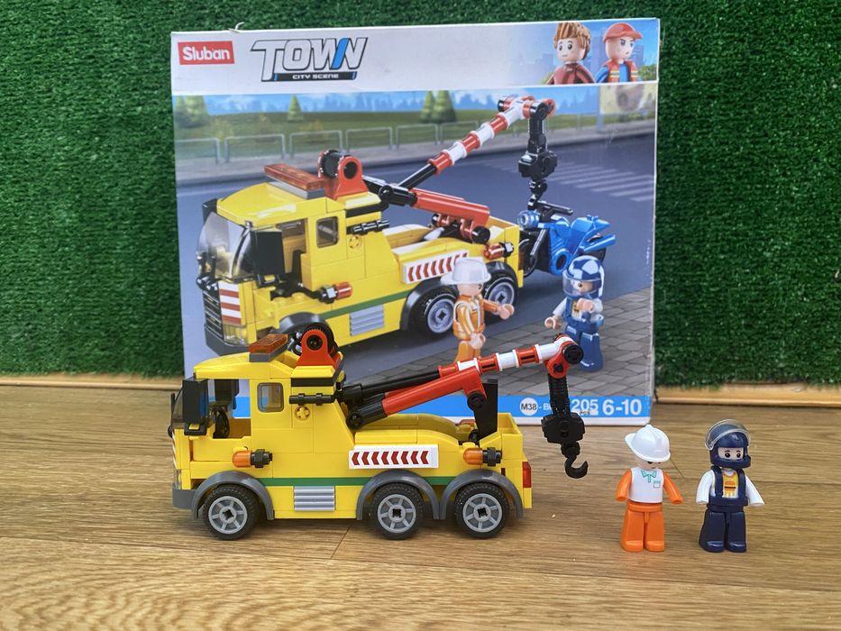 Конструктор SLUBAN TOWN «Евакуатор» M38-B0877