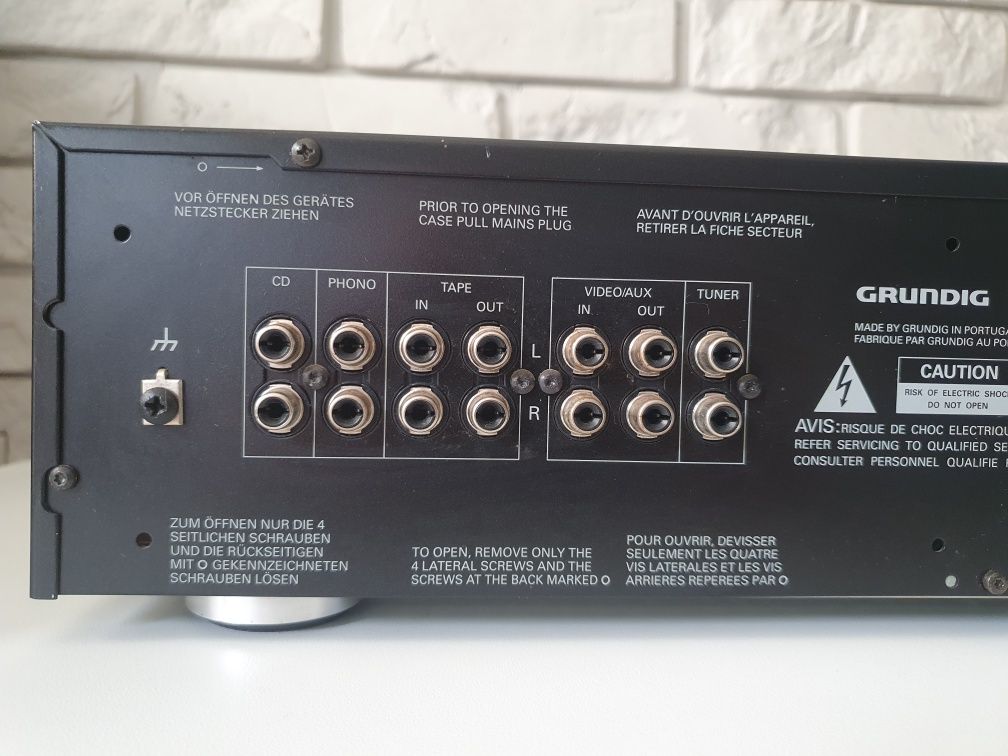 Wzmacniacz stereo GRUNDIG V 304