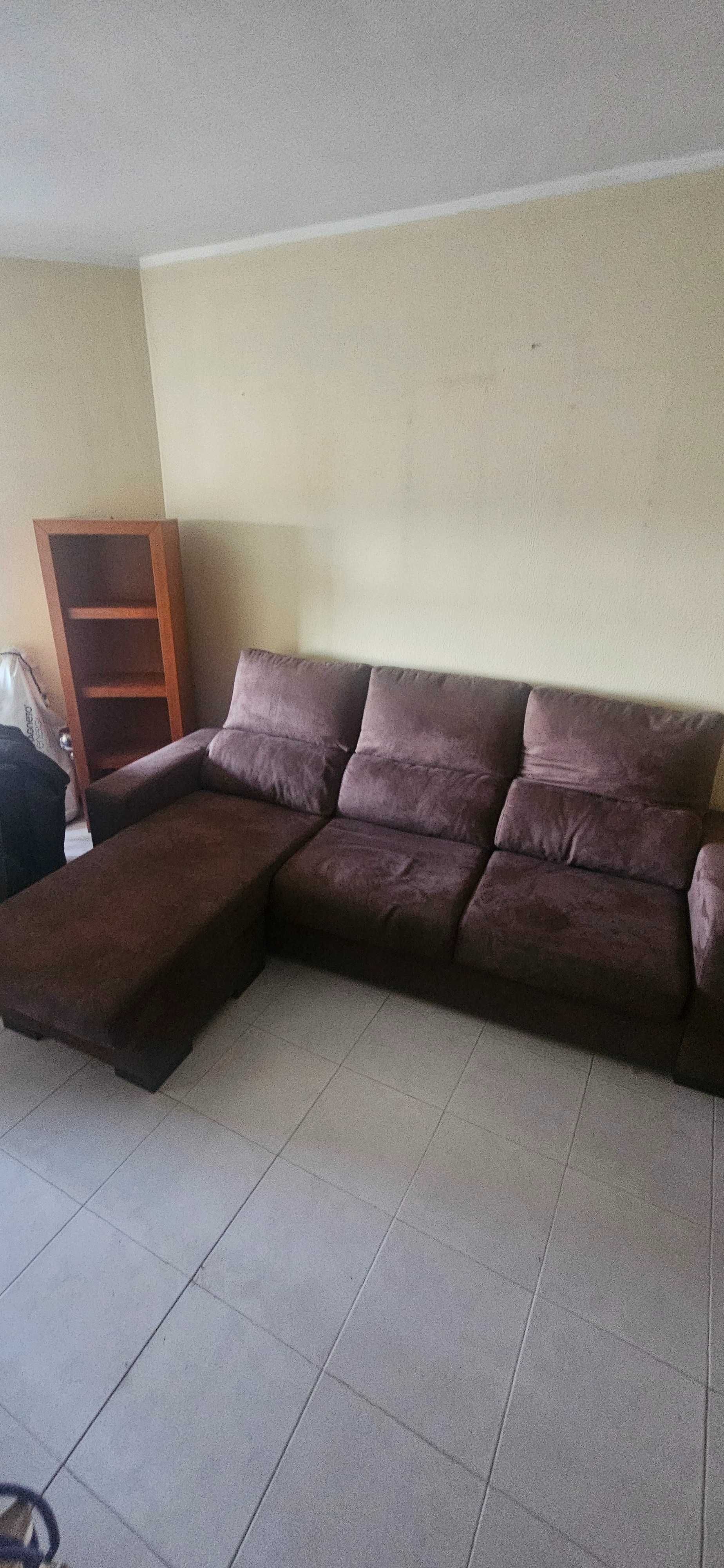 Vendo sofa usado com pouco uso