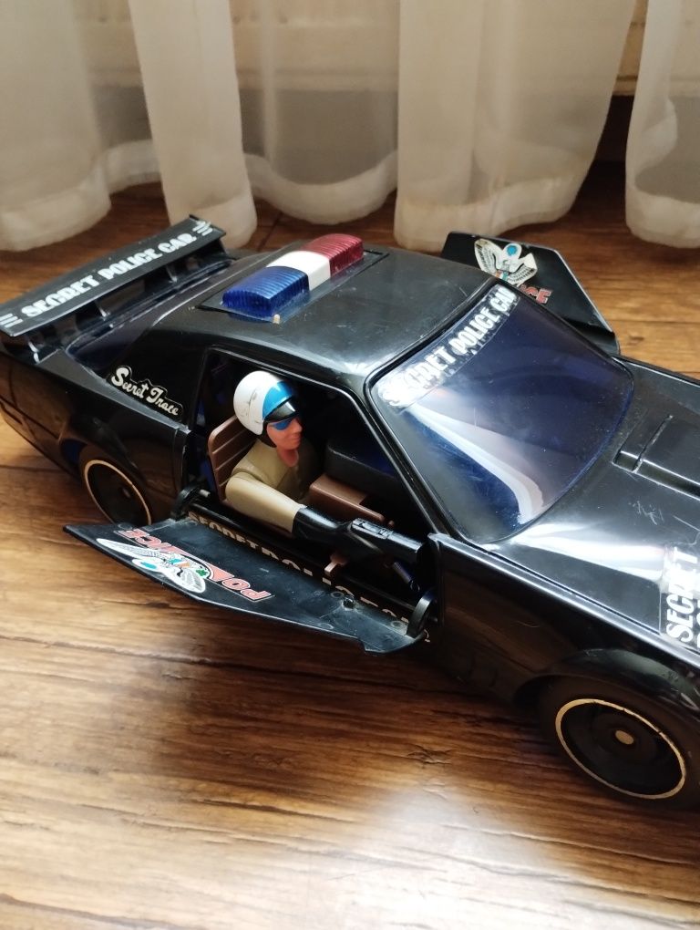 PRL stary model Pontiac Police auto samochod