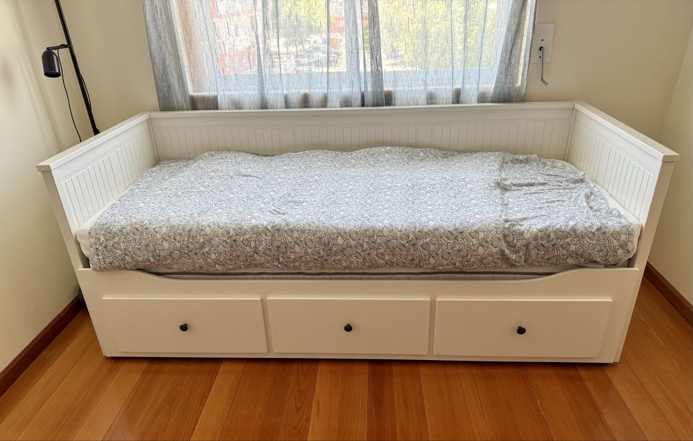 Cama HEMNES indiv/dupla