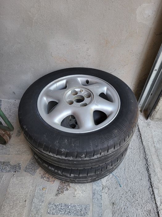 Jantes especiais com pneus 195 65 R15