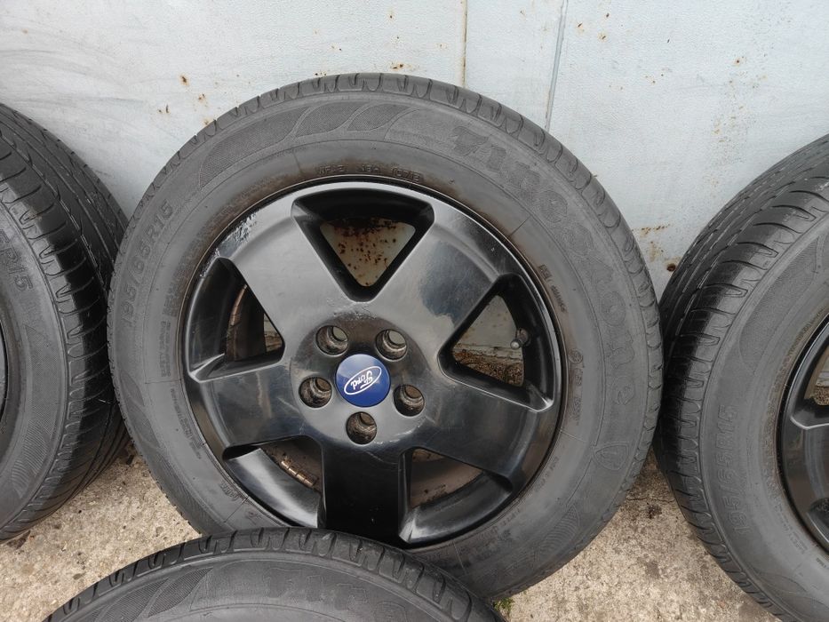Koła FORD 5x108  15cali Czarne Cena za komplet