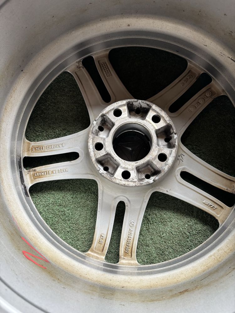 5x112 MERCEDES 8,5Jx18 ET34,5 66,6 TPMS  felgi aluminiowe W218 CLS