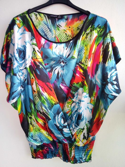 Blusa acetinada com padrão - Ferrache - Tamanho S