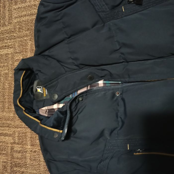 Продам чоловічу зимову куртку.