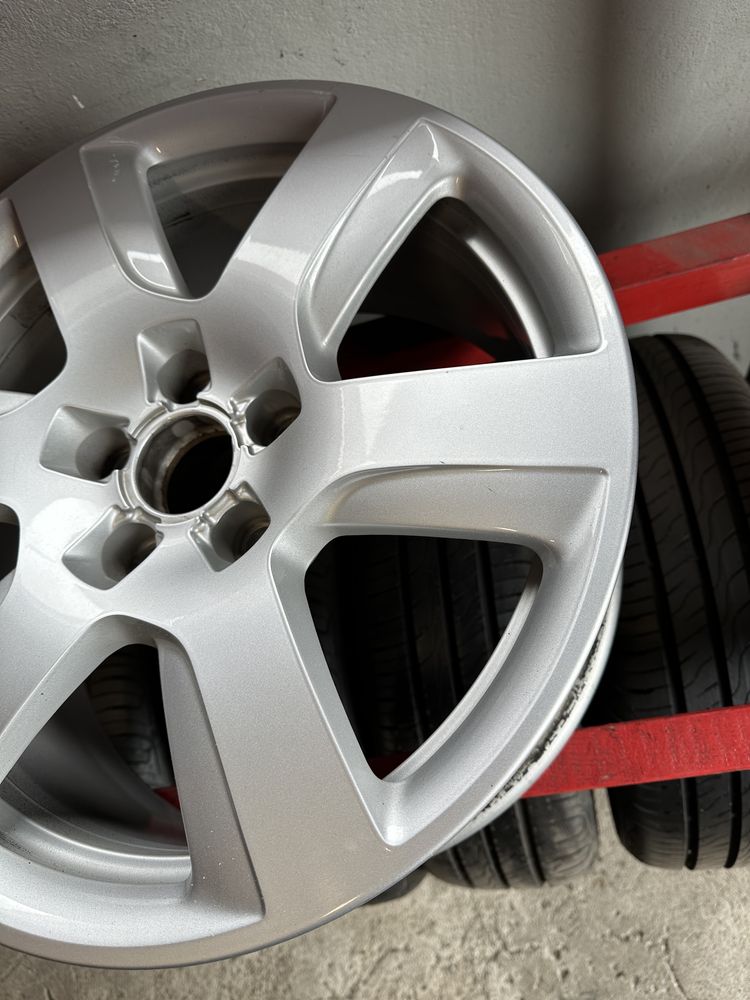 Alufelga 5x112 17 Audi Q5 srebrna letnia lato
