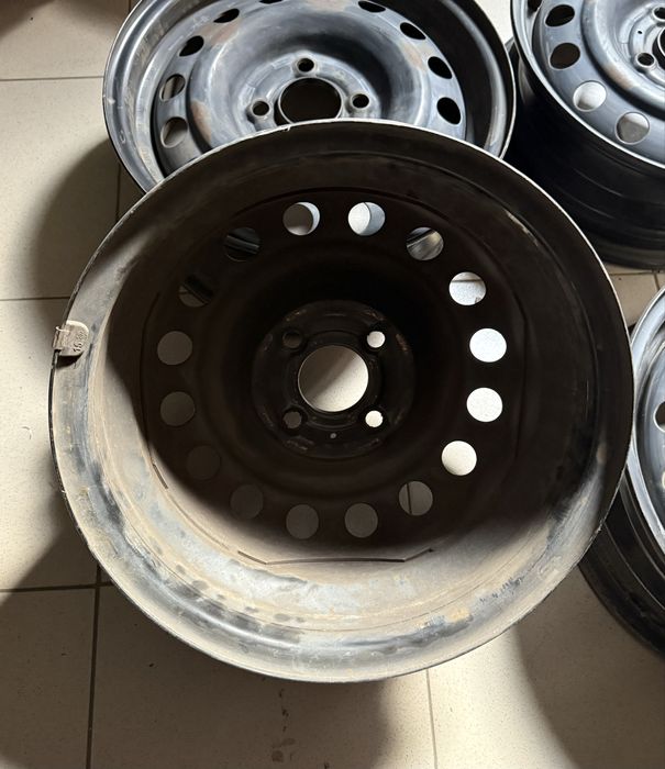 Диски r14 4x100 Nissan Renault original