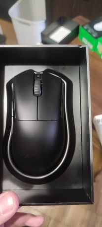 Игровая мышь Razer Deathadder v3 Pro с 8к донглом