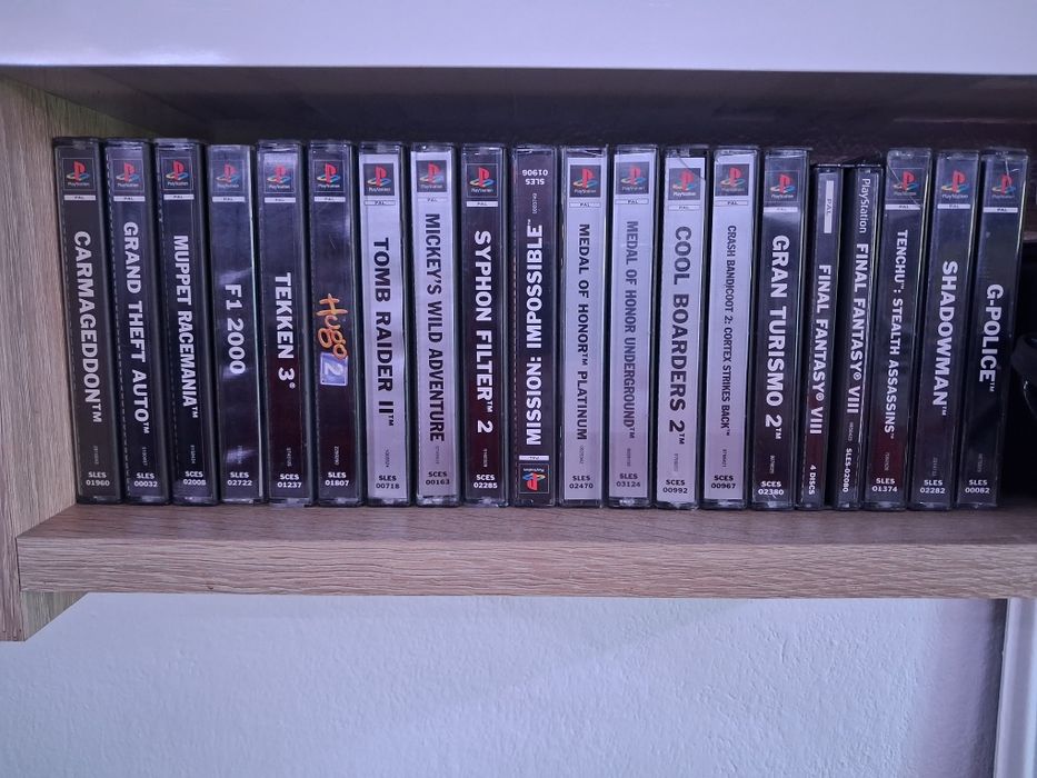 Kolekcja gier PS1 – komplet, stan bardzo dobry – 19 sztuk – 2000 zł