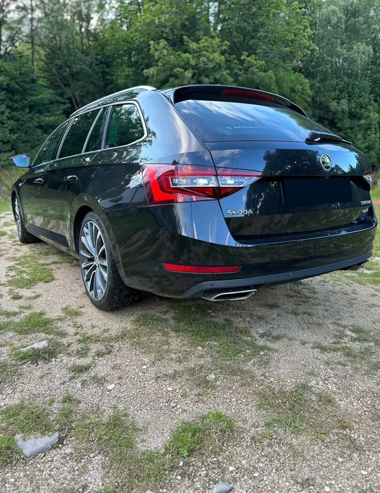 Skoda Superb      2018