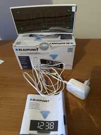 Radiobudzik Blaupunkt  CRP 7 WH /fm  usb..