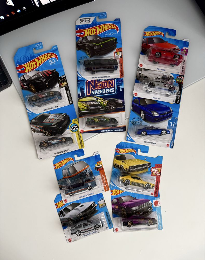 Колекційні машинки Hot Wheels. Hotwheels Хотвилс Хотвілс