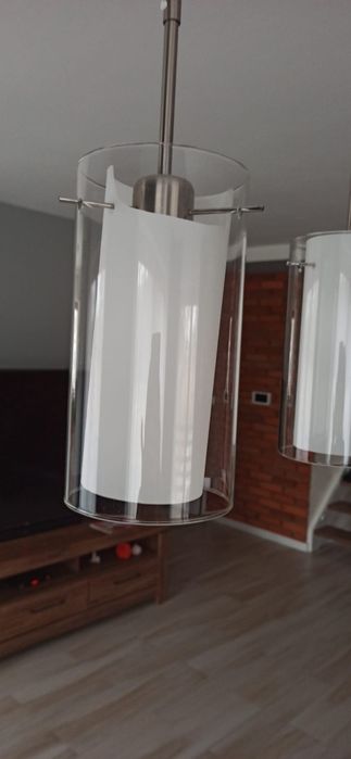 Lampa wiszaca biala, żyrandol