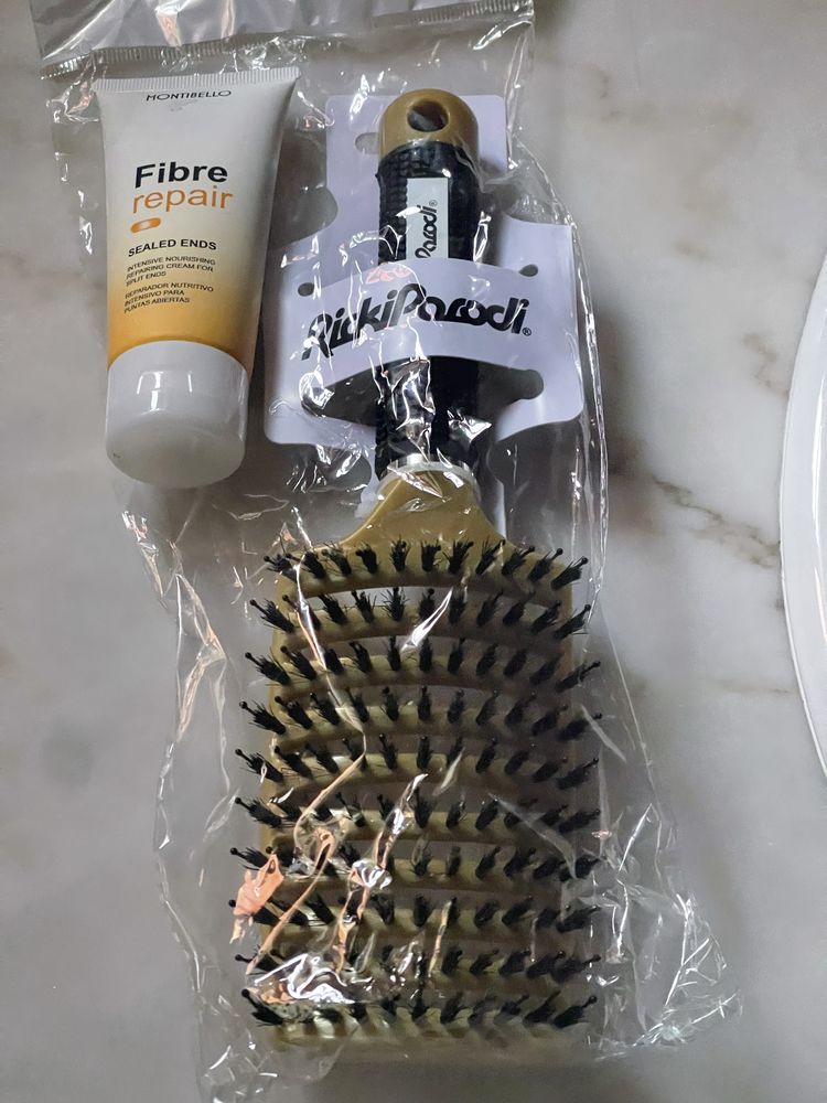 Escova de cabelo anti danos com oferta de selador de pontad