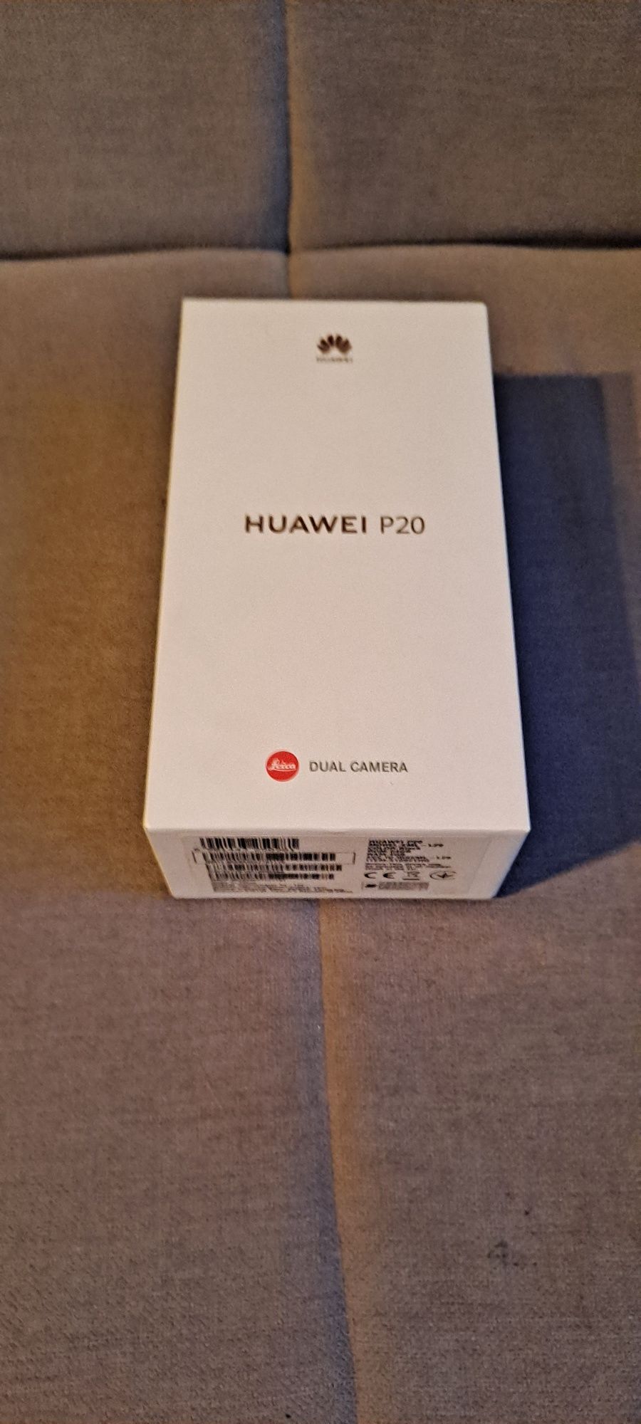 Smartfon Huawei P20 zestaw