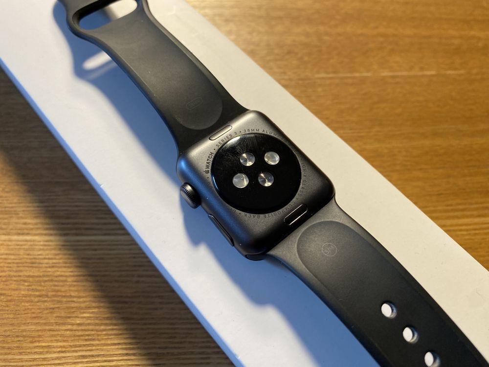 Apple Watch Series 3 (38mm) Space Gray