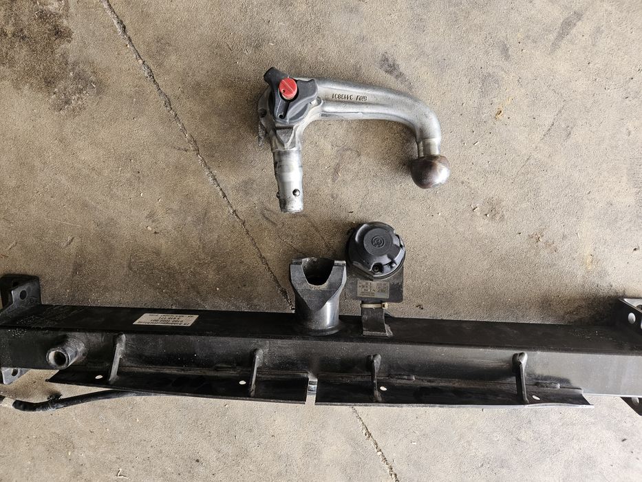 Engate reboque BMW X3 E83