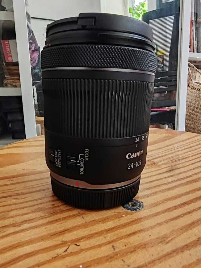 Objetiva Canon RF 24-105mm F4-7.1 IS STM