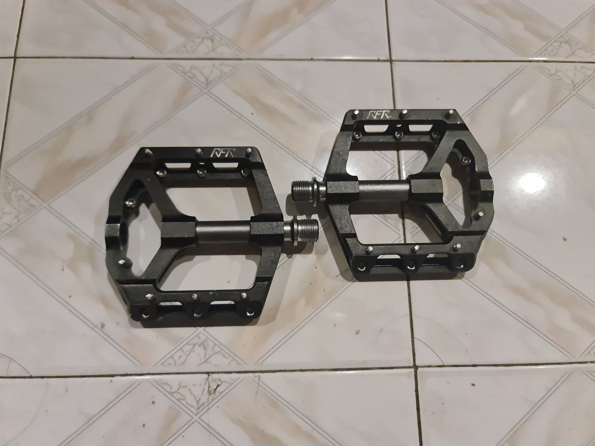 pedały rowerowe CUBE RFR FLAT SLT 2.0 / platformy mtb fr dh