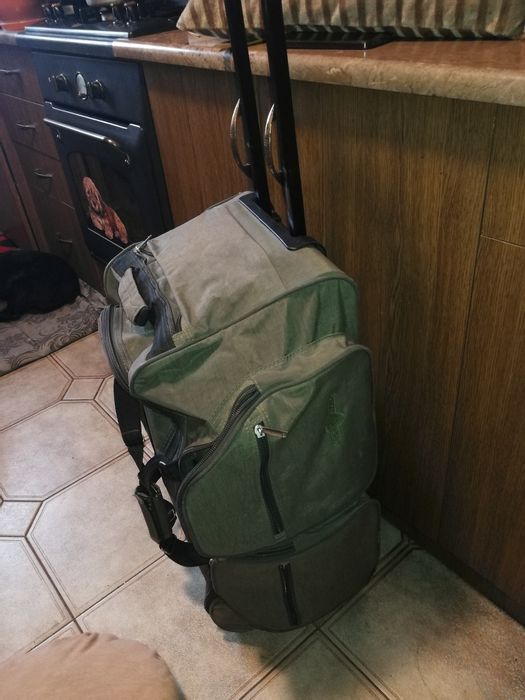 Чемодан-сумка Bagland Madrid на колёсах дбольшая