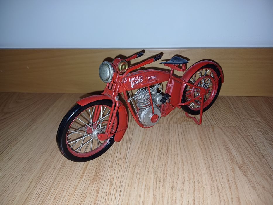 Mota em chapa Harley Davidson