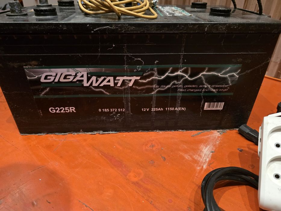 Источник бесперебойного питания 350Вт + аккумулятор  225Ач, комплект