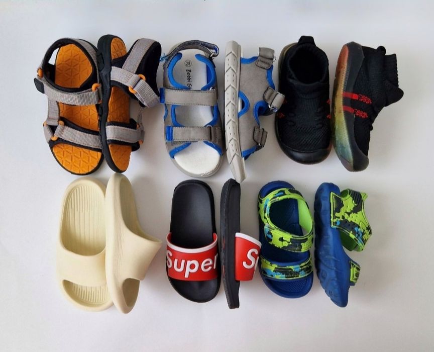 Sneakersy, śniegowce, buty zimowe, kalosze, sandały