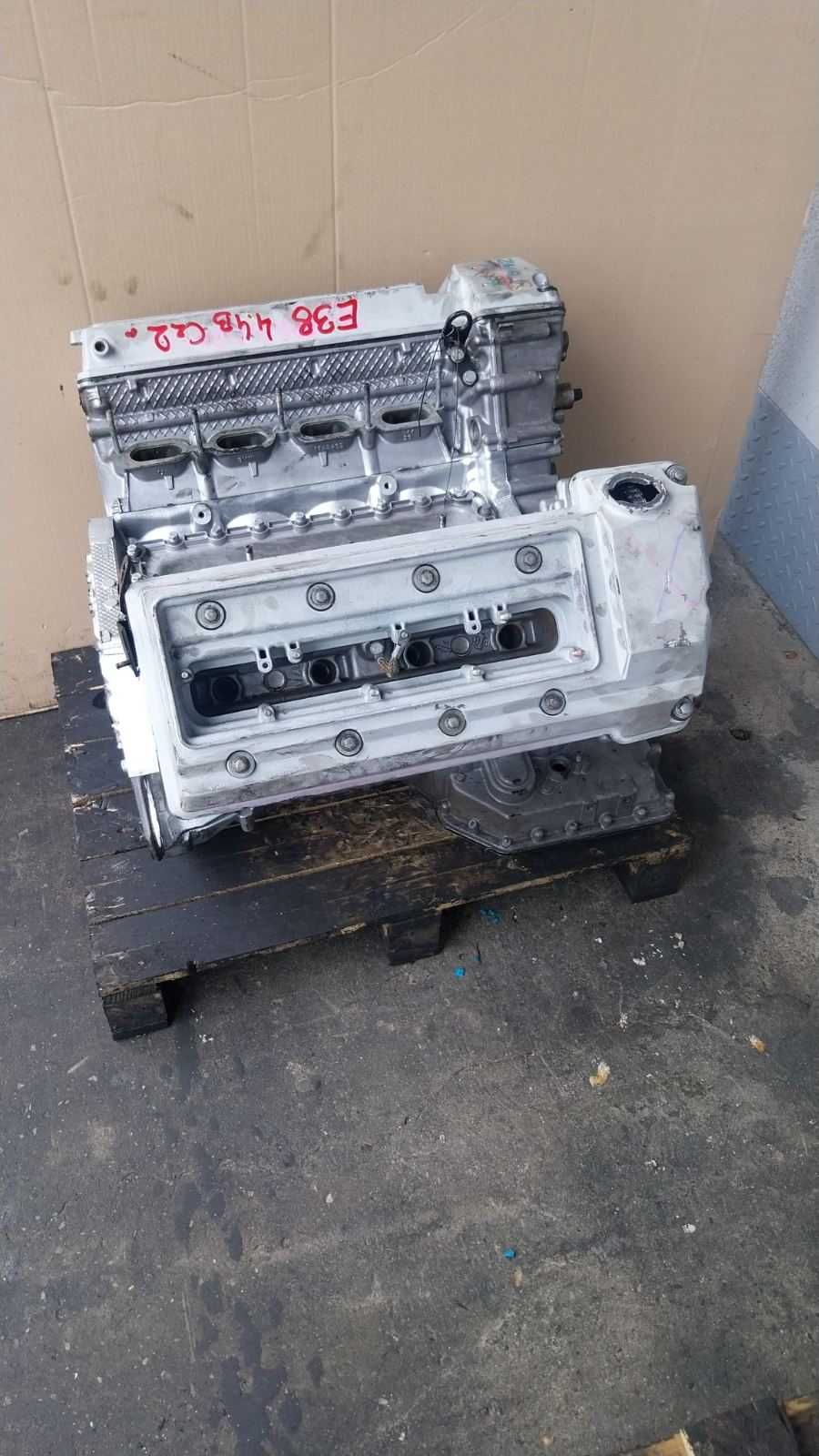 Silnik BMW N63B44A 4.4L 550i 650i 408km USZKODZONY