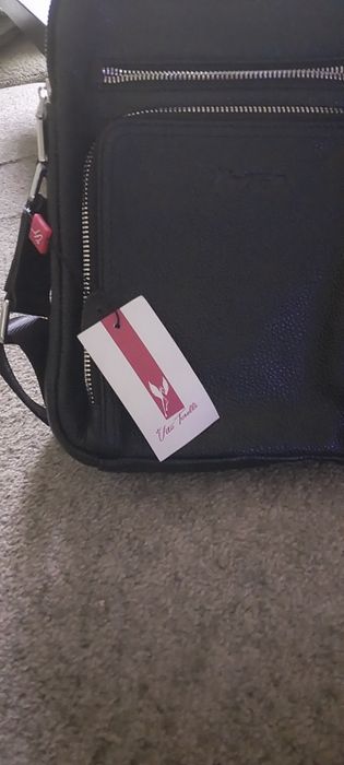 Продам новую мужскую сумку.