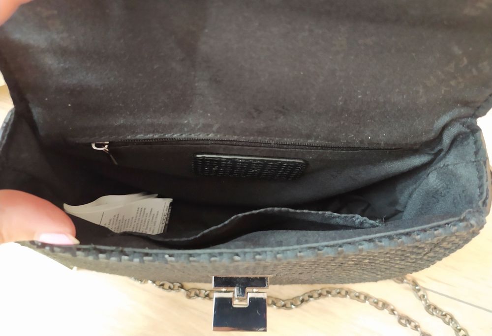 Torebka damska mała listonoszka czarna nowa