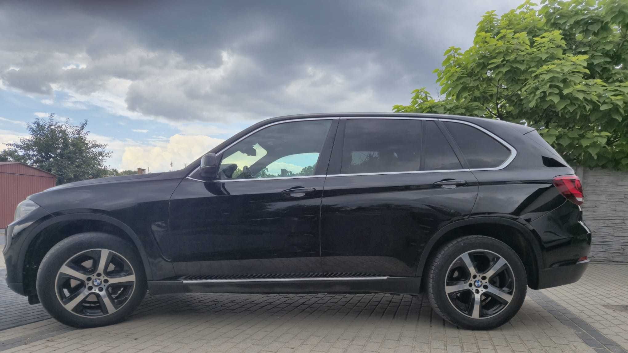 BMW X5,zadbamy, 2 komplety kół, cena brutto