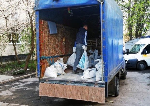 Вывоз мусора во всех районах Киева